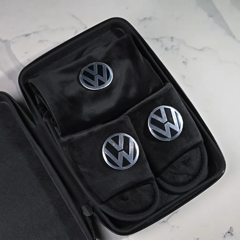 Мужские тапочки и чехол с логотипом Volkswagen, комплект из двух предметов