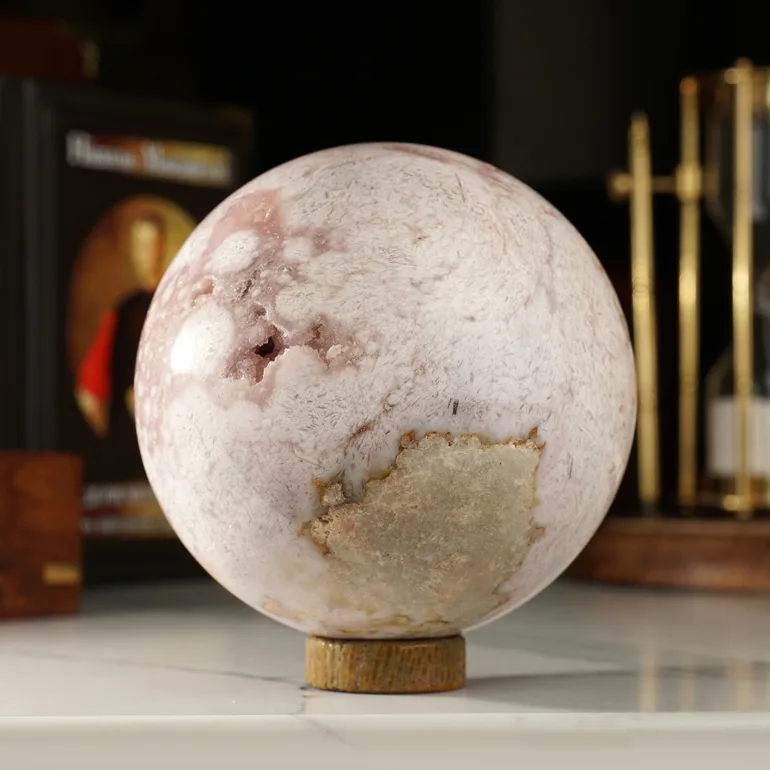 Шар из агата «Нежность» от Stone Art Designe — описание и свойства камня