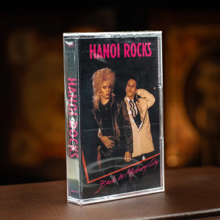Коллекционная аудиокассета Hanoi Rocks — Back To Mystery City