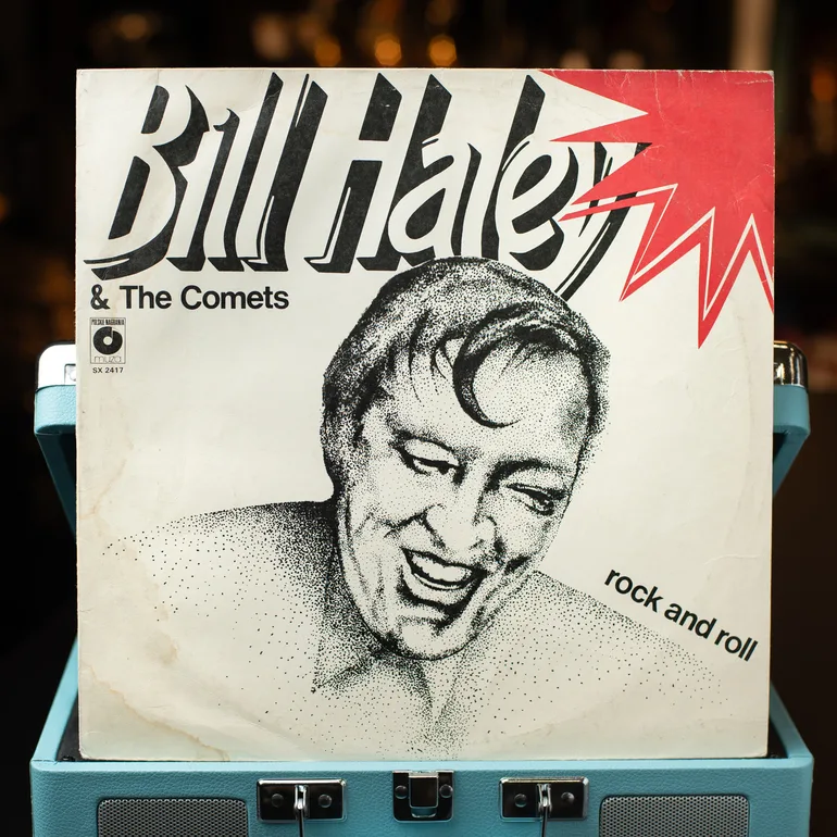 Вінтажна вінілова платівка Bill Haley And His Comets — Rock And Roll