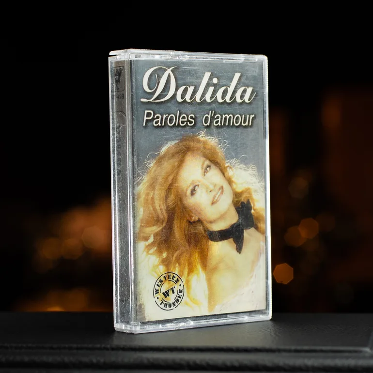 Коллекционная винтажная аудиокассета Dalida — Paroles D'Amour