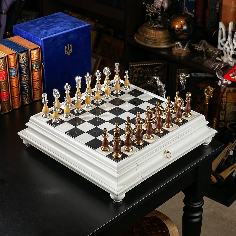 Шаховий набір Royal Legacy з позолотою та посрібленням