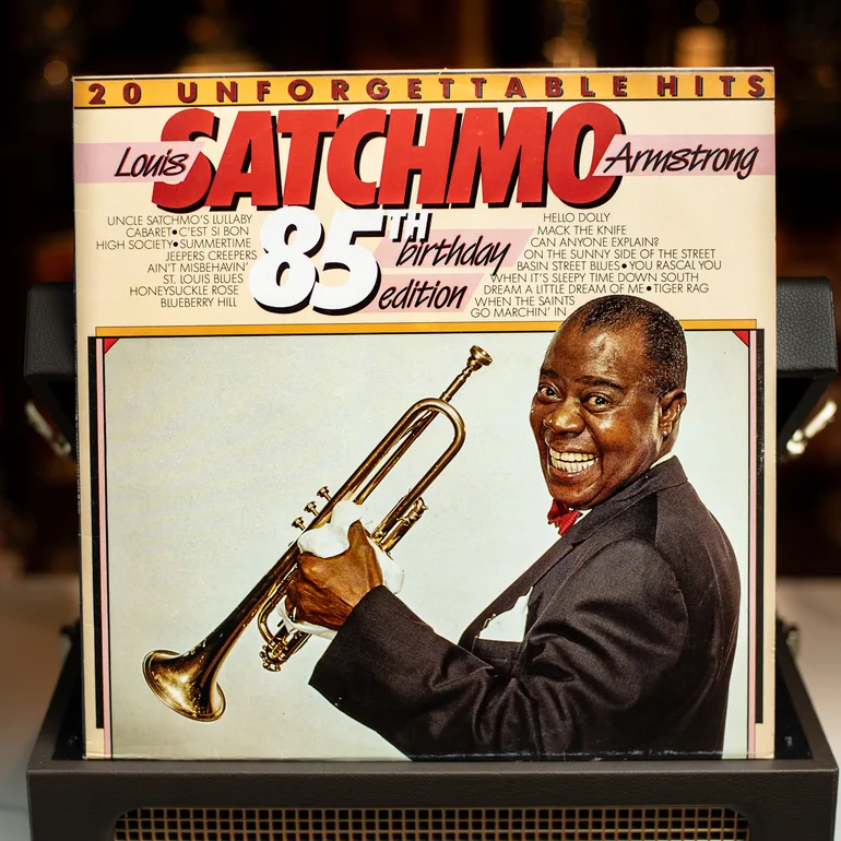 Виниловая пластинка Louis Armstrong «20 Unforgettable Hits» (1985)