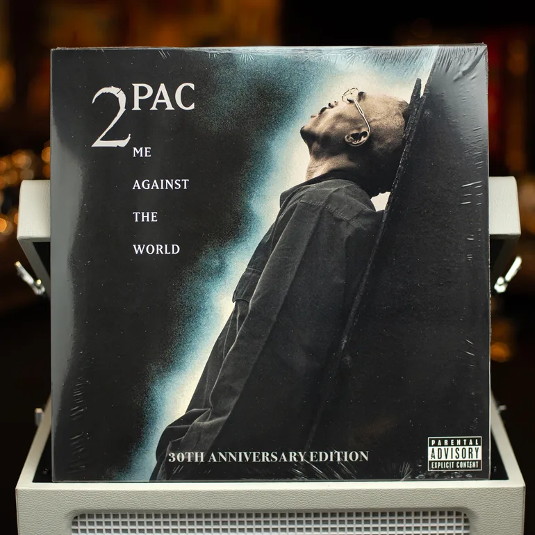 Виниловое переиздание Me Against The World — юбилейная версия 2025