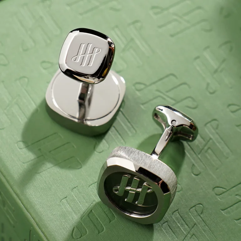 Запонки Montegrappa Quatro: нержавеющая сталь, сапфир, покрытие IP Palladium
