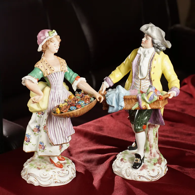 Пара порцелянових статуеток «Sellers» від Meissen, початок ХХ століття