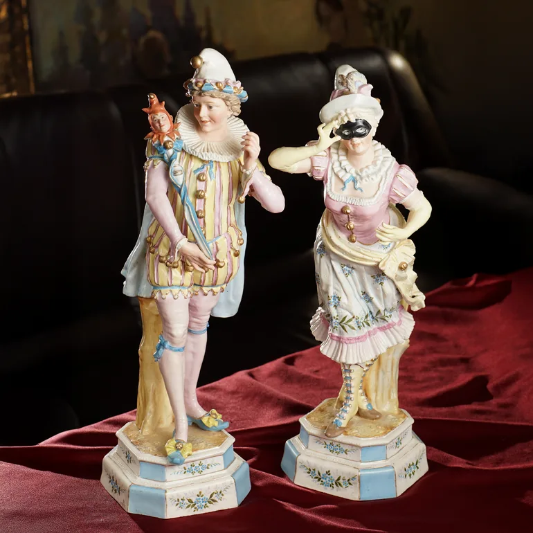 Пара порцелянових статуеток Masquerade від мануфактури Meissen